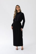 Load image into Gallery viewer, Black Truffle ruched pencil skirt